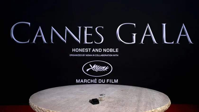 CANNES GALA会場のサイン