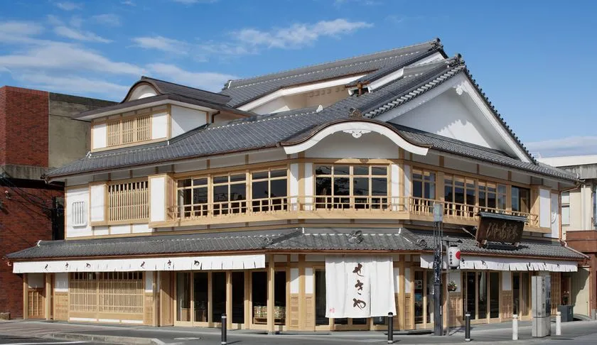 伊勢せきや本店の外観