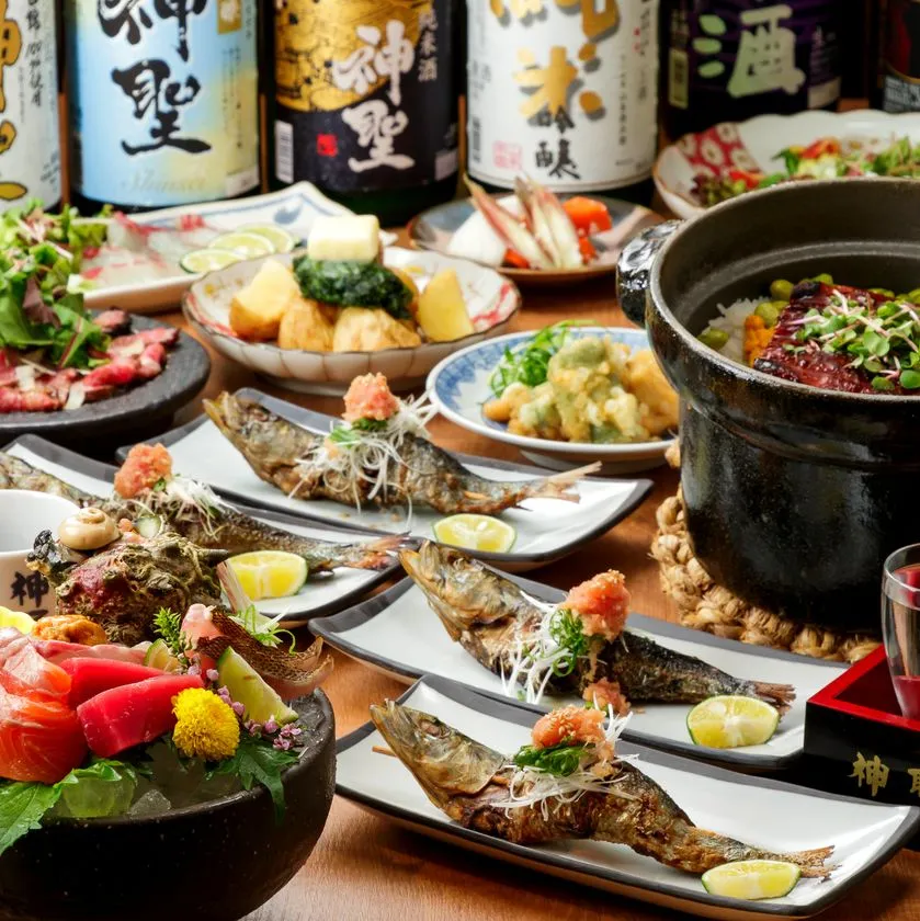 神聖と料理ラインナップ