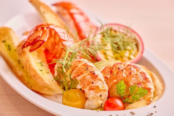 オマール海老の鉄板焼き パッションフルーツのアイオリソース