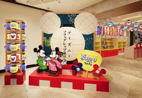 ディズニーフラッグシップ「夏祭りの特別装飾」