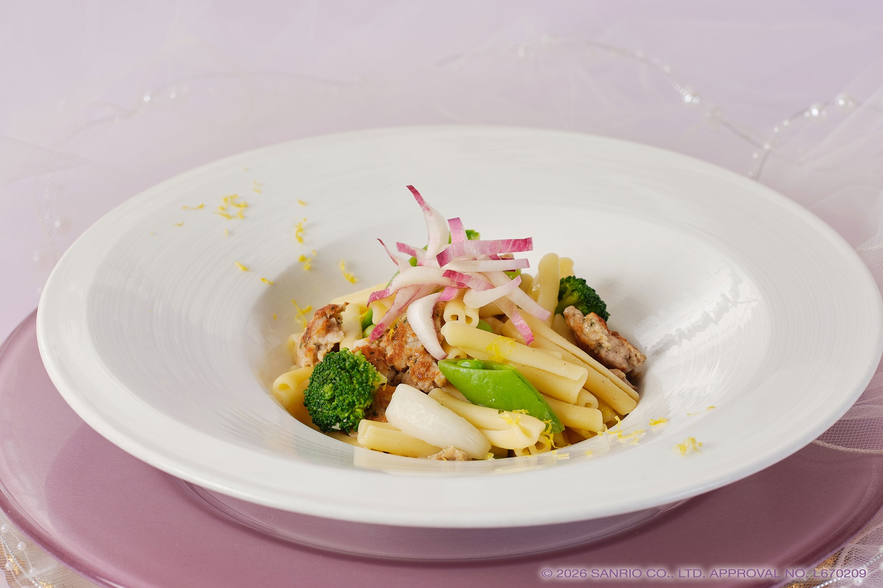 サルシッチャと夏野菜のパスタ~爽やかな レモンの香り~