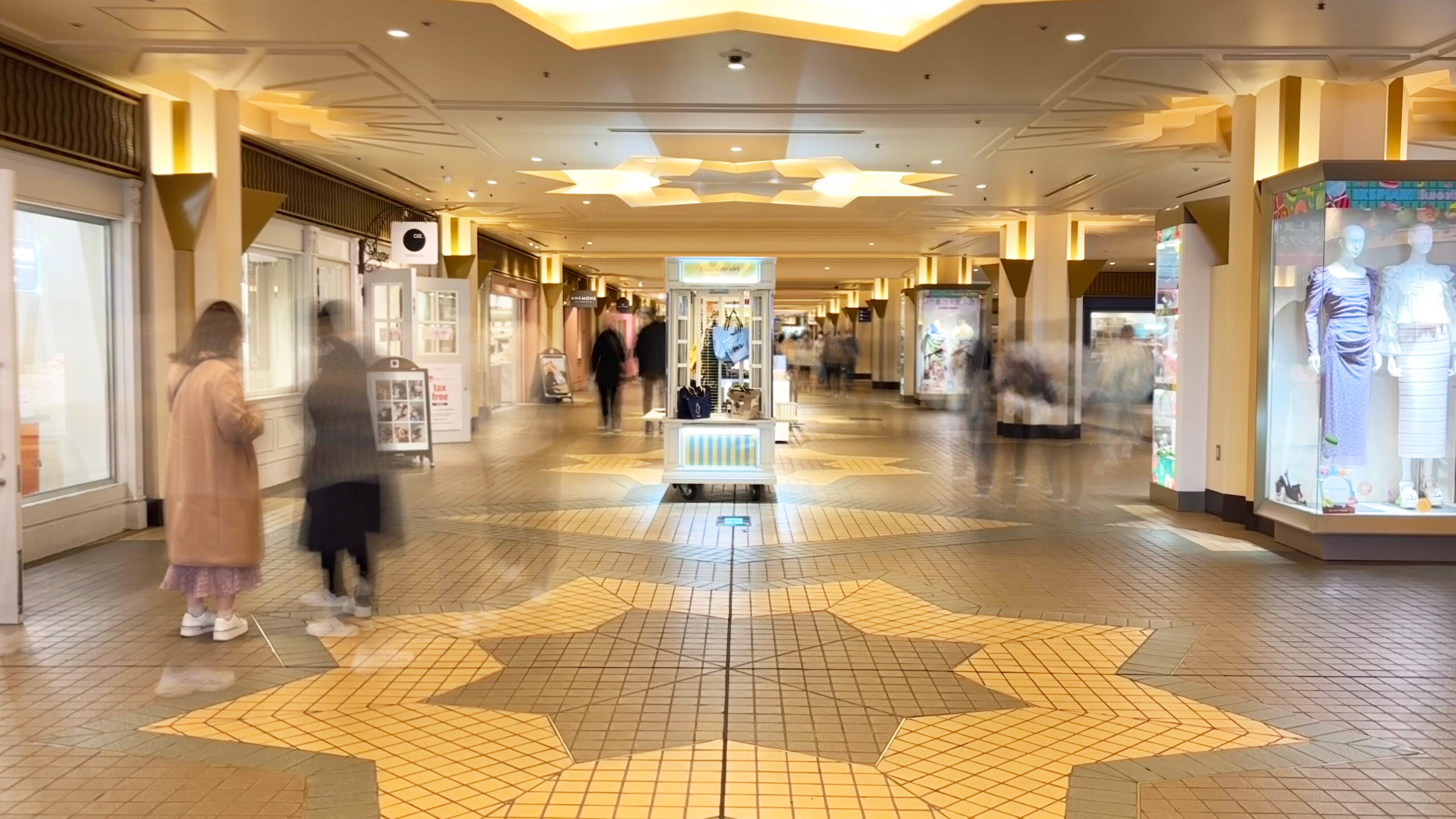 暑さ対策グッズ／メニューの展示・紹介