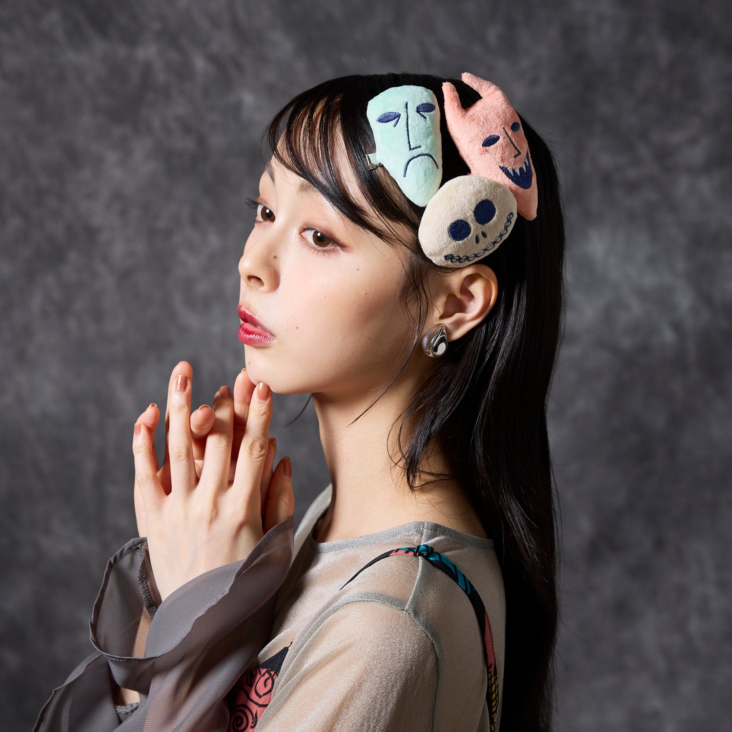 ぬいぐるみヘアクリップ3個セット「ナイトメアー・ビフォア・クリスマス」の着用イメージ