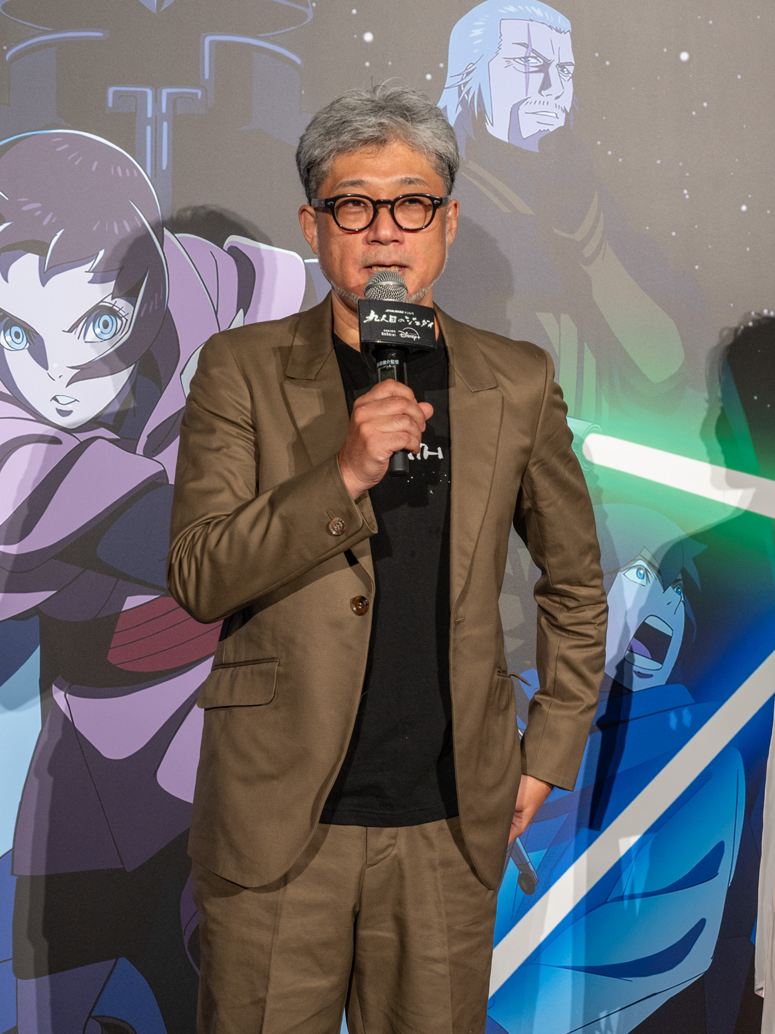 マイクを手に語る多田俊介監督