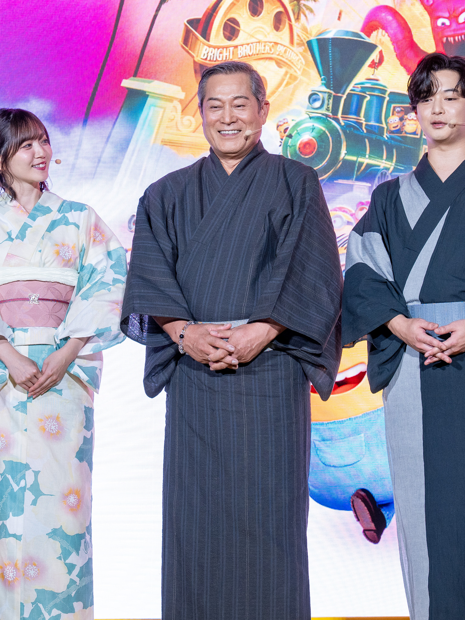 マックス役の松平健