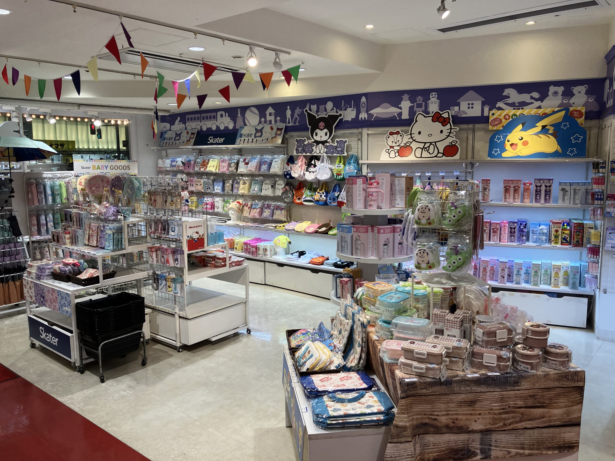 博品館 銀座本店「スケーター期間限定ショップ」の店内