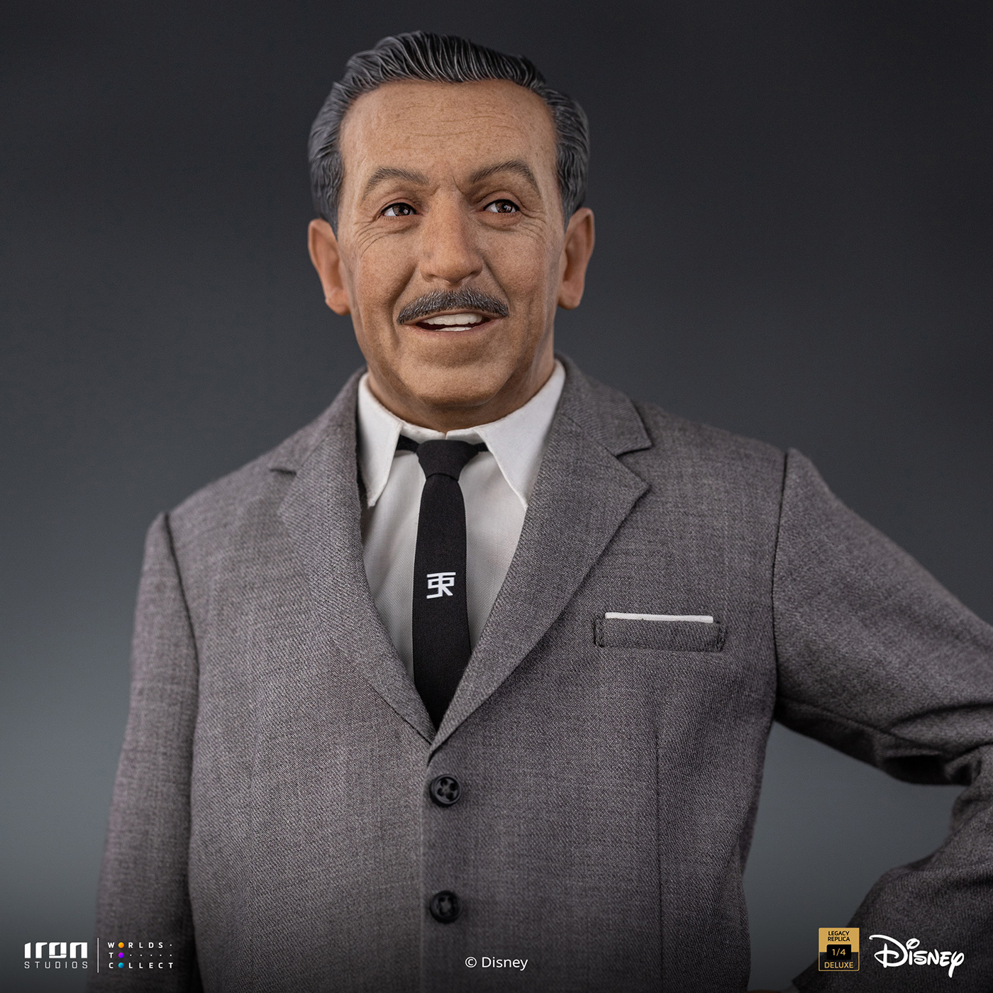 ウォルト・ディズニーの上半身