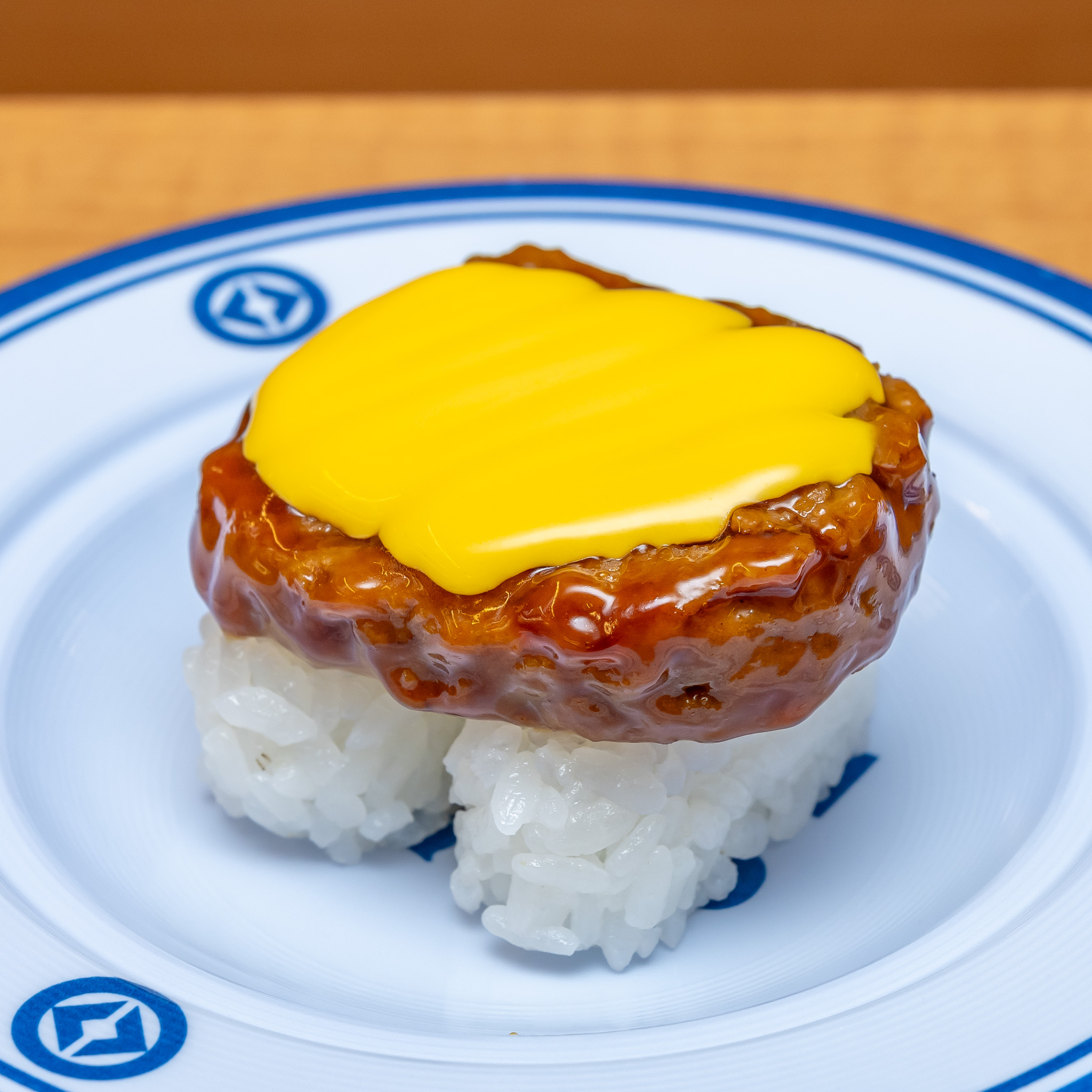 チーズたっぷりハンバーグ