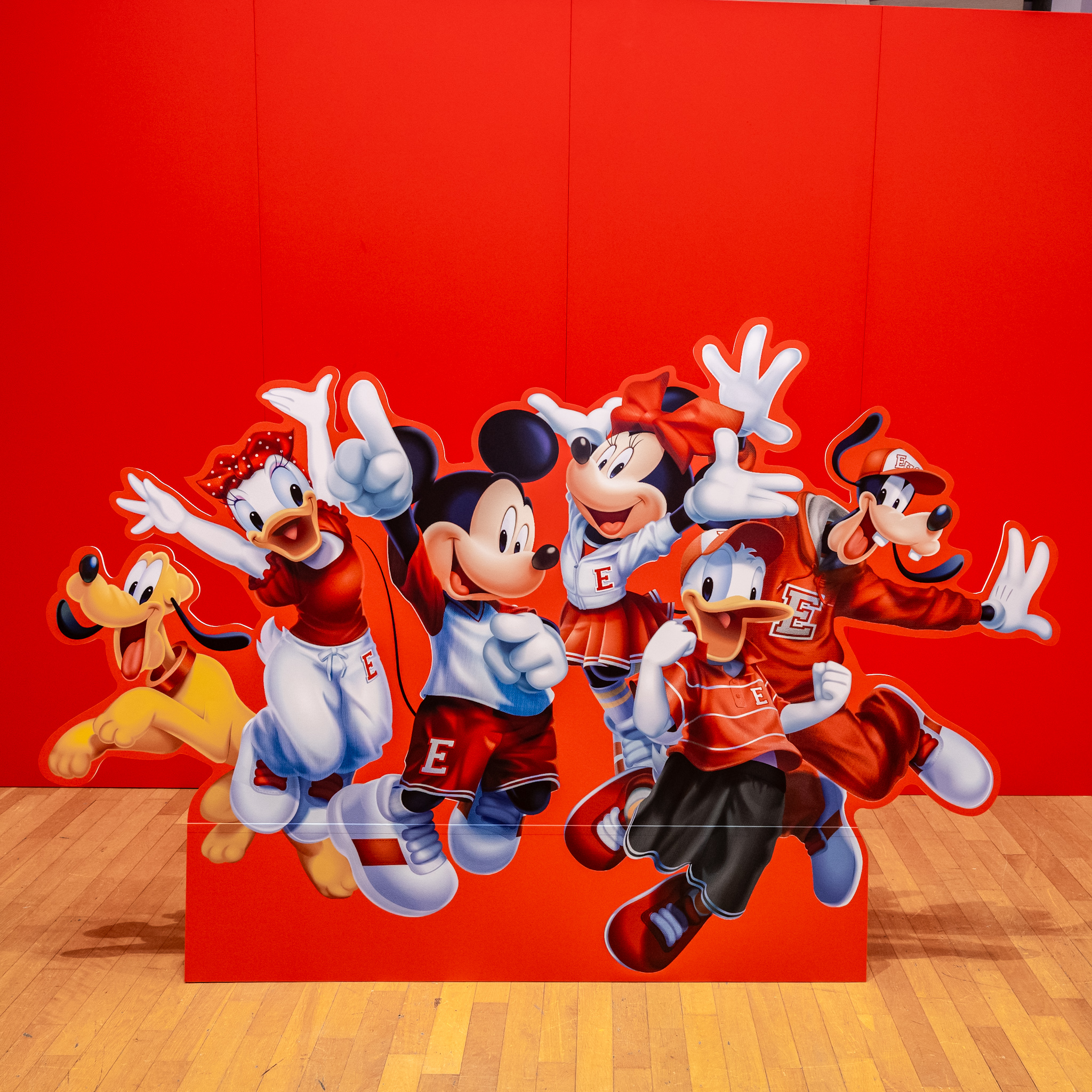 ディズニー・チャンネル「ハイスクール・ミュージカル20周年 ザ・フェスティバル」 ミッキー&フレンズ フォトパネル