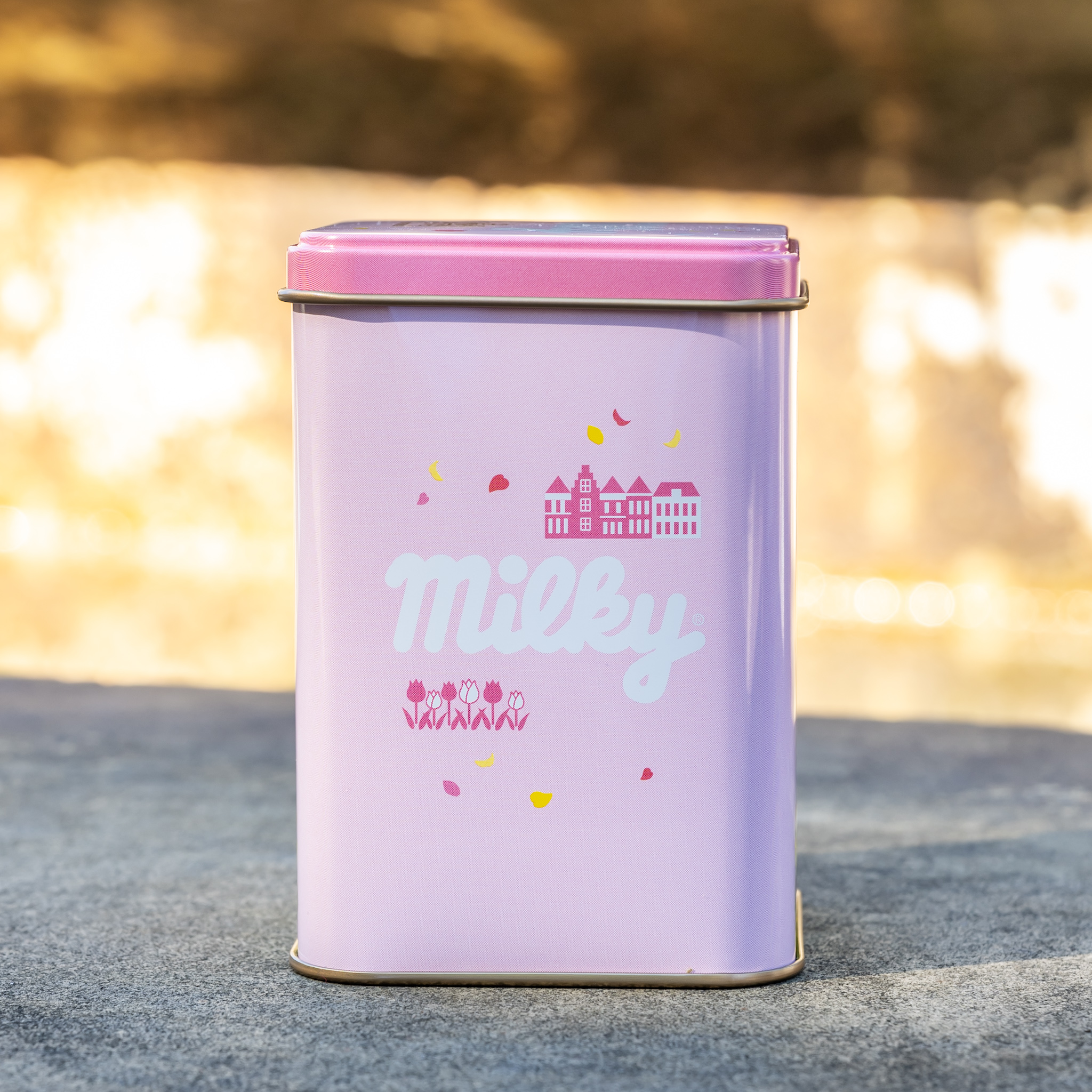 「ミルキー缶 ピンク」