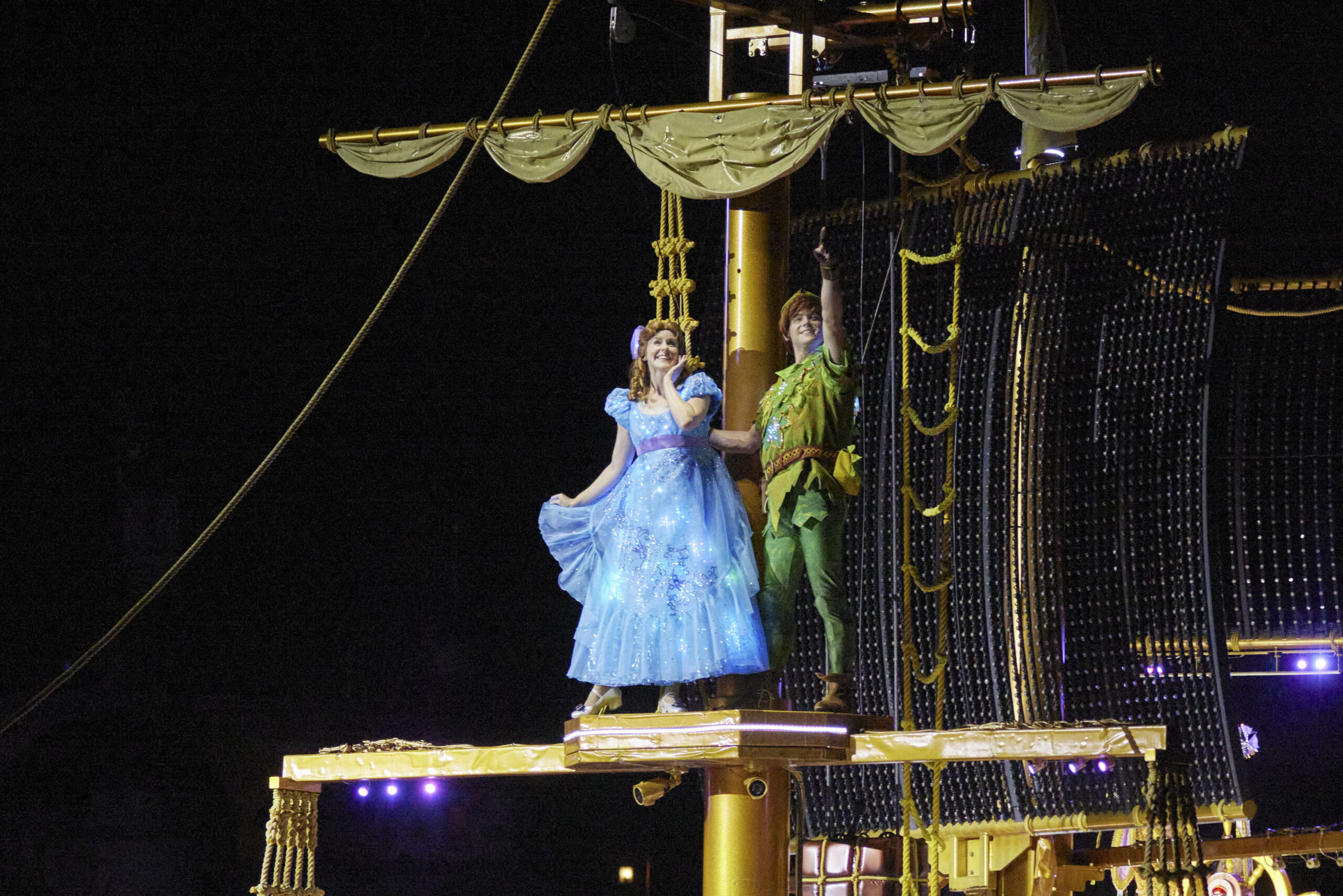 東京ディズニーシー ビリーヴ!〜シー・オブ・ドリームス〜 フィナーレに勢ぞろいするディズニーの仲間たち