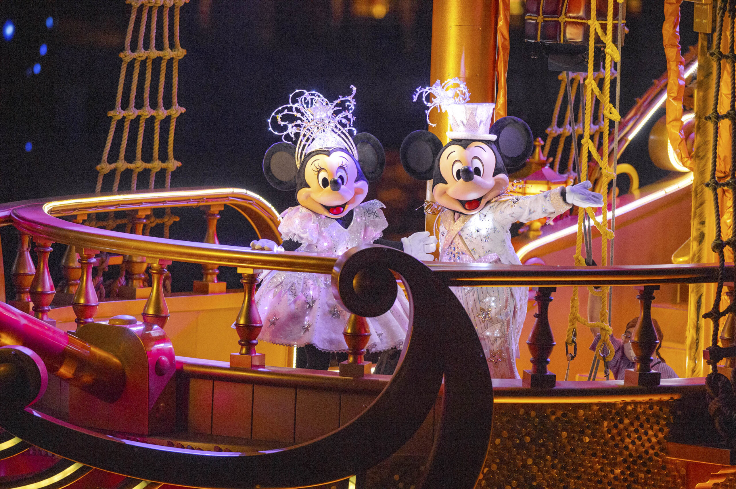東京ディズニーシー ビリーヴ!〜シー・オブ・ドリームス〜 フィナーレに勢ぞろいするディズニーの仲間たち