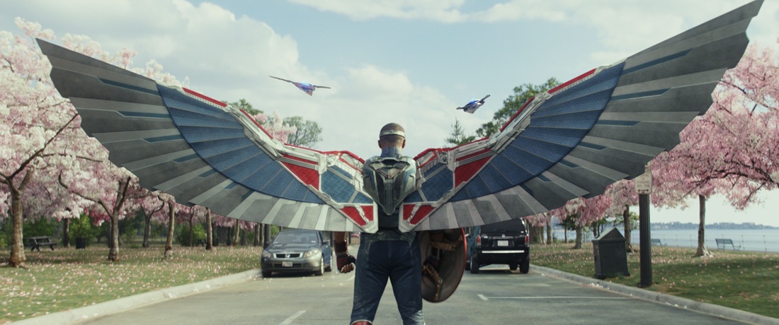 『キャプテン・アメリカ：ブレイブ・ニュー・ワールド』翼を広げるサム・ウィルソン