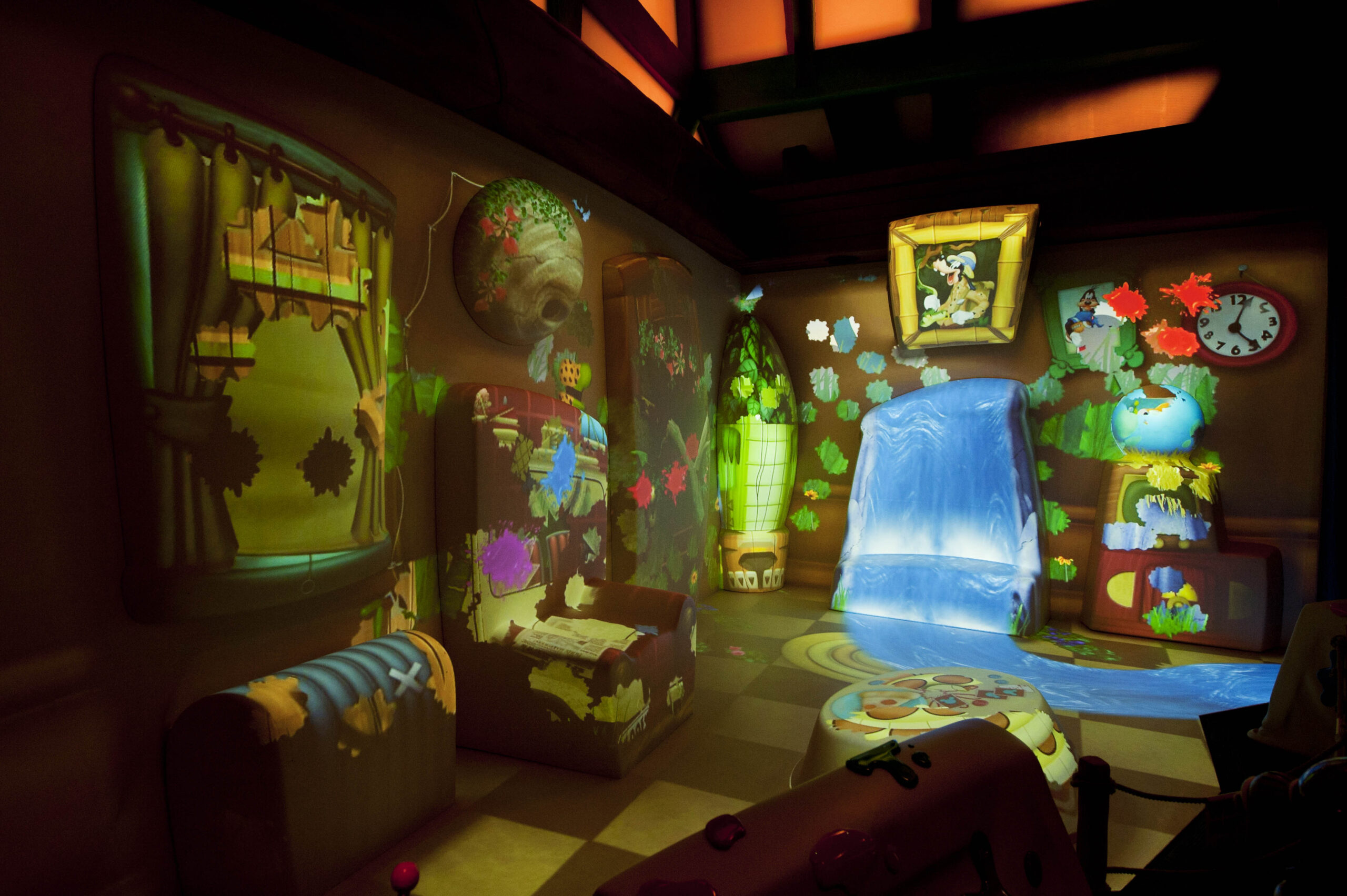 東京ディズニーランド グーフィーのペイント&プレイハウス