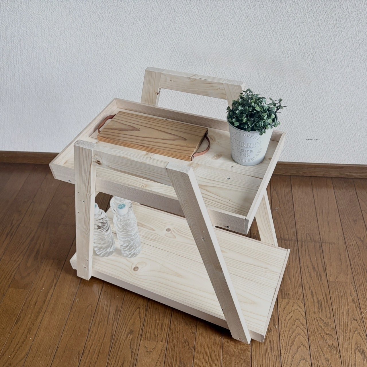 木製サイドワゴンのDIY作品