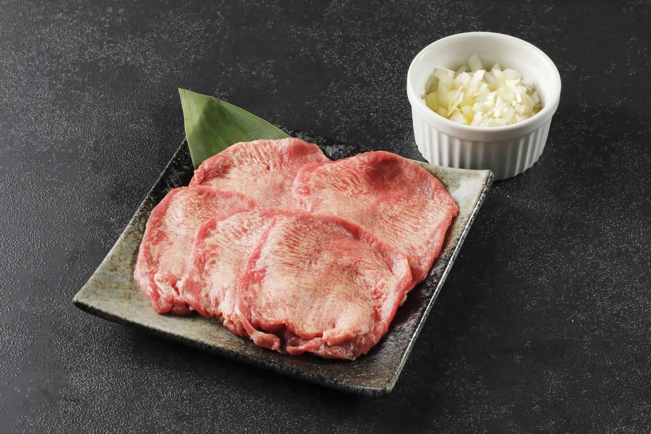 「焼肉の虎」の「にくとら牛タン」
