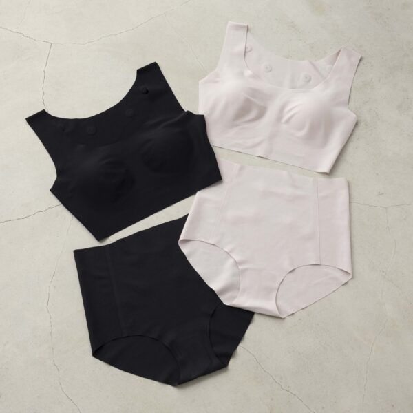 肩らっくす SEAMLESS ハーフトップと腰こりらっくす SEAMLESS ペアショーツ