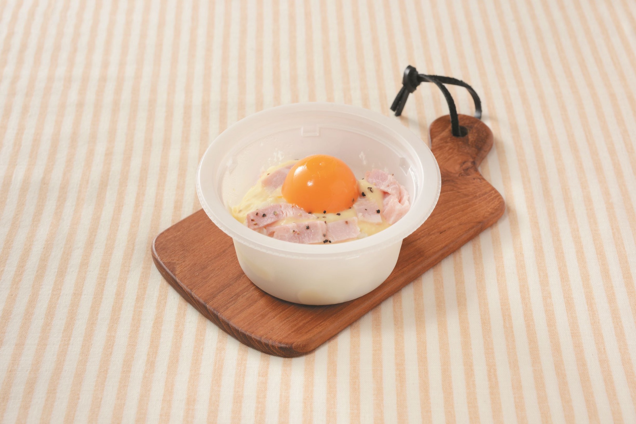 ローソン「月見カルボナーラポテトサラダ」