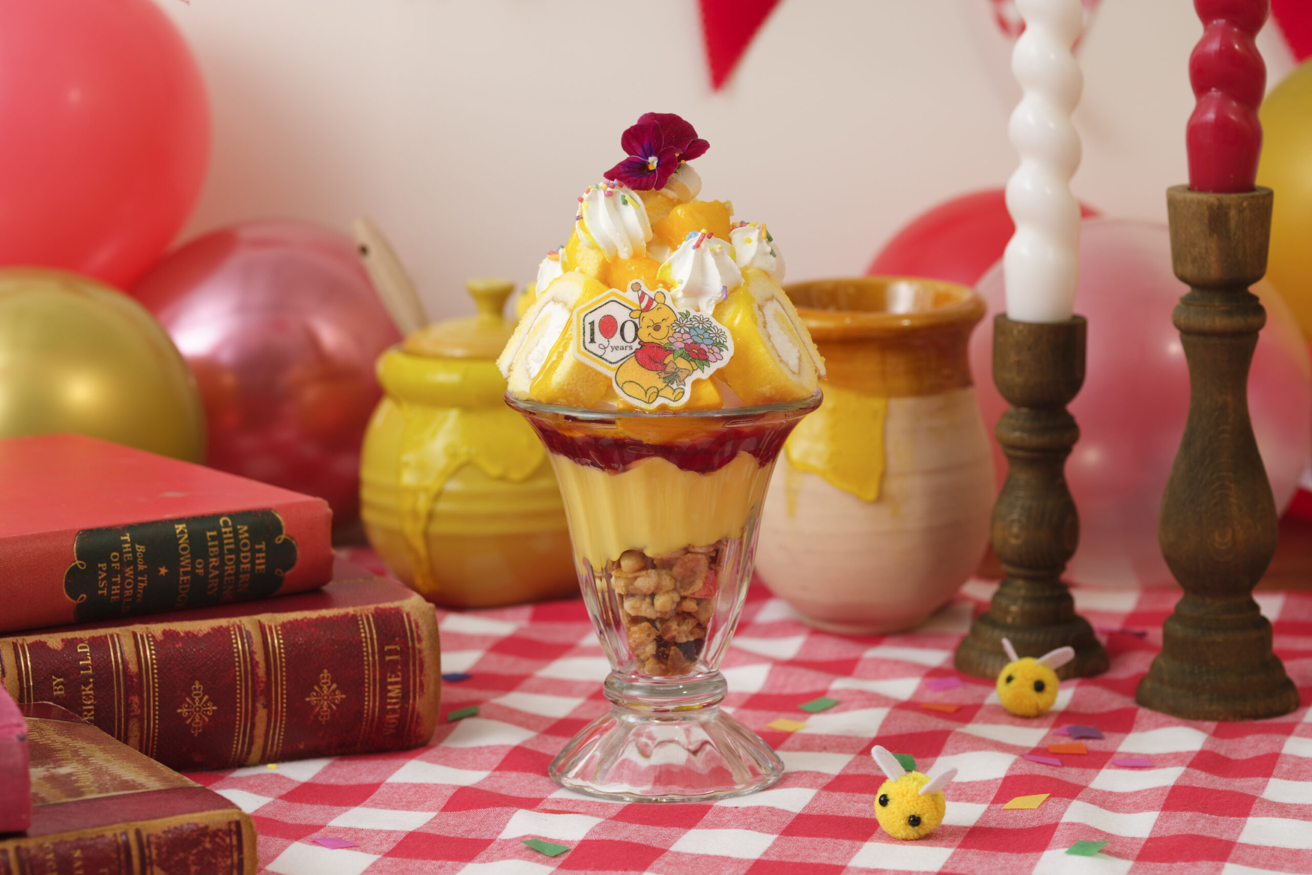 100周年お祝いパフェ