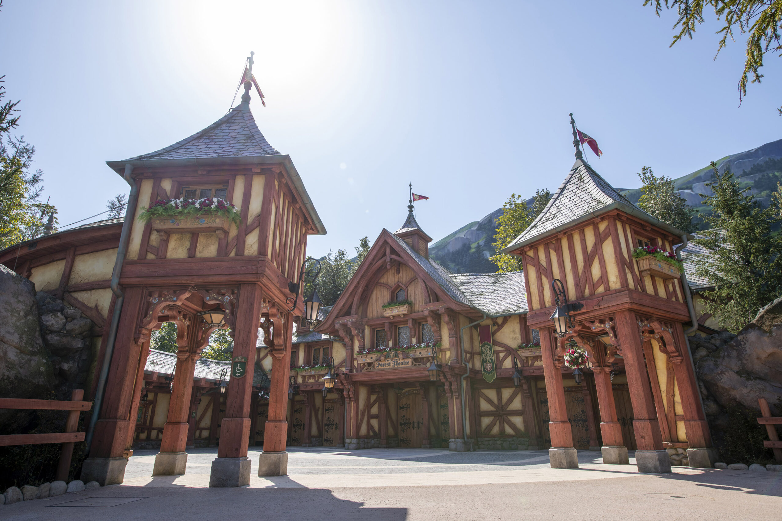 ファンタジーランド・フォレストシアター
