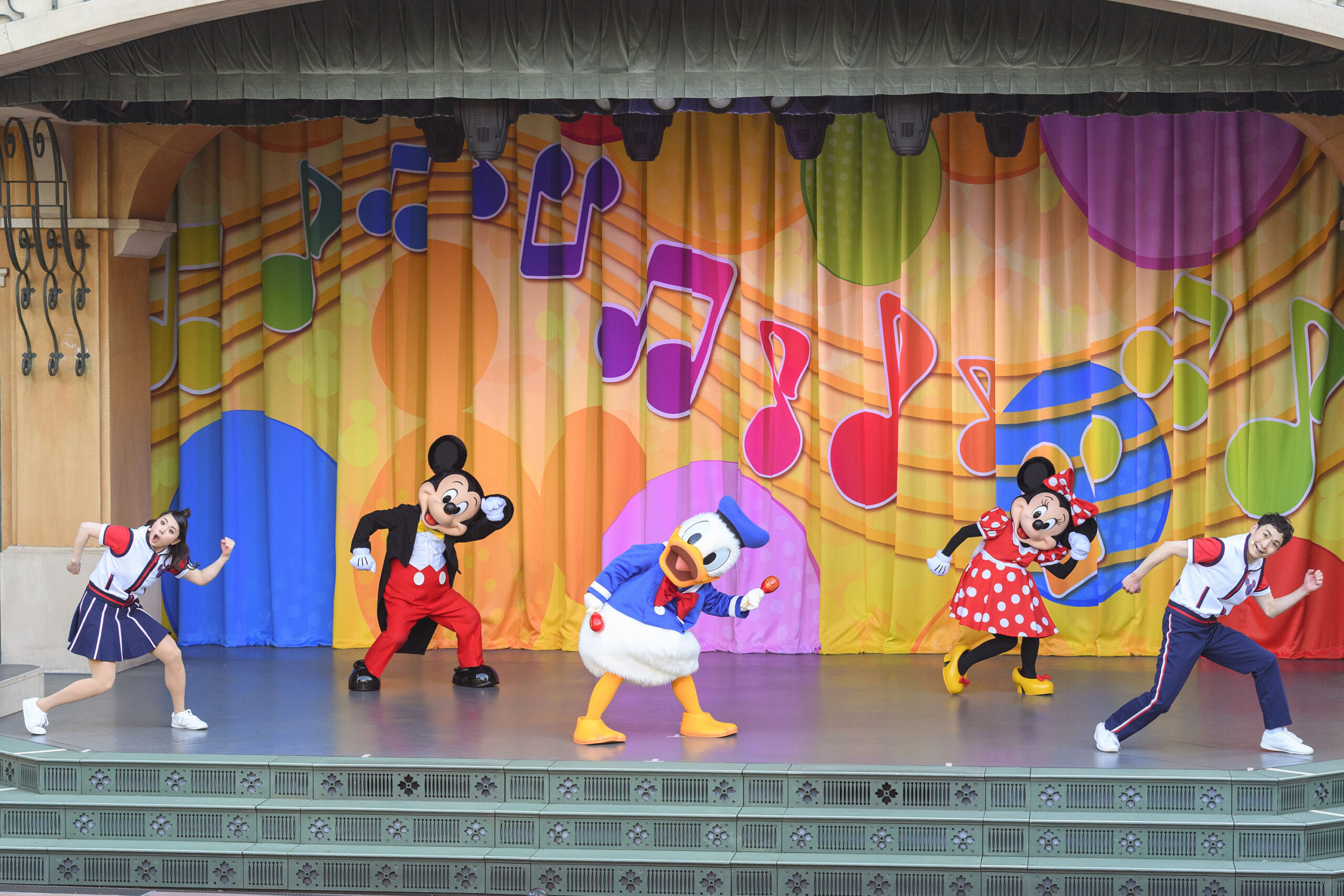 ジャンボリミッキー！レッツ・ダンス！
