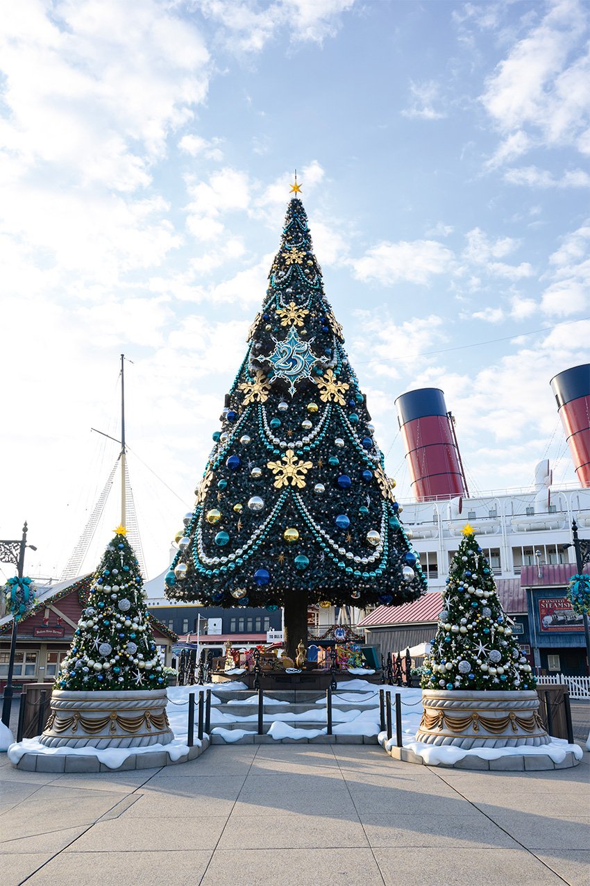 東京ディズニーシー アメリカンウォーターフロントのクリスマスツリー