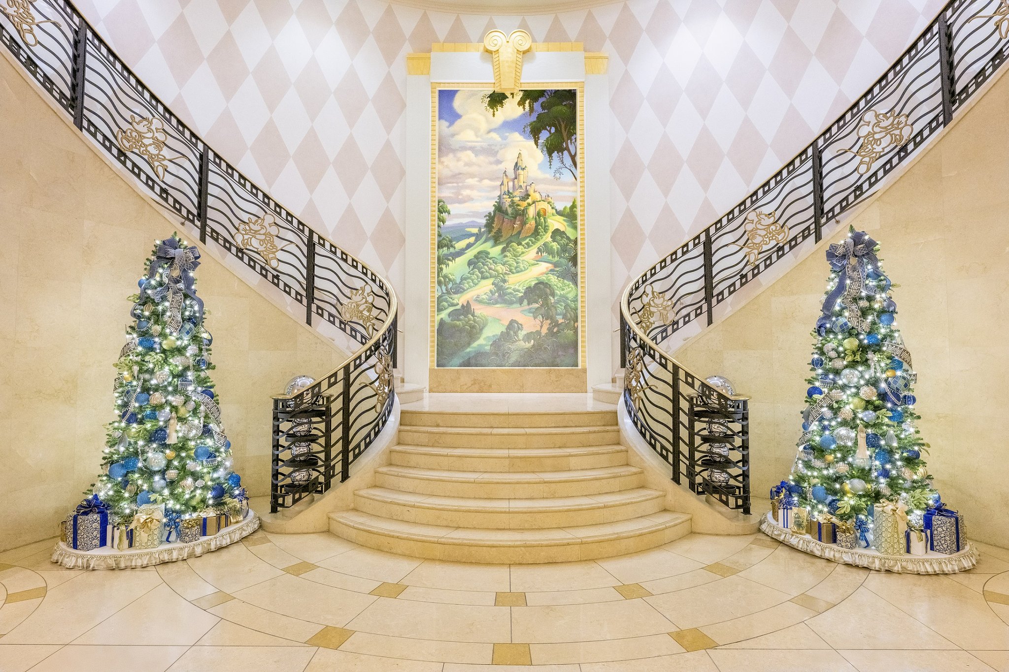 ディズニーアンバサダーホテルのクリスマスデコレーション