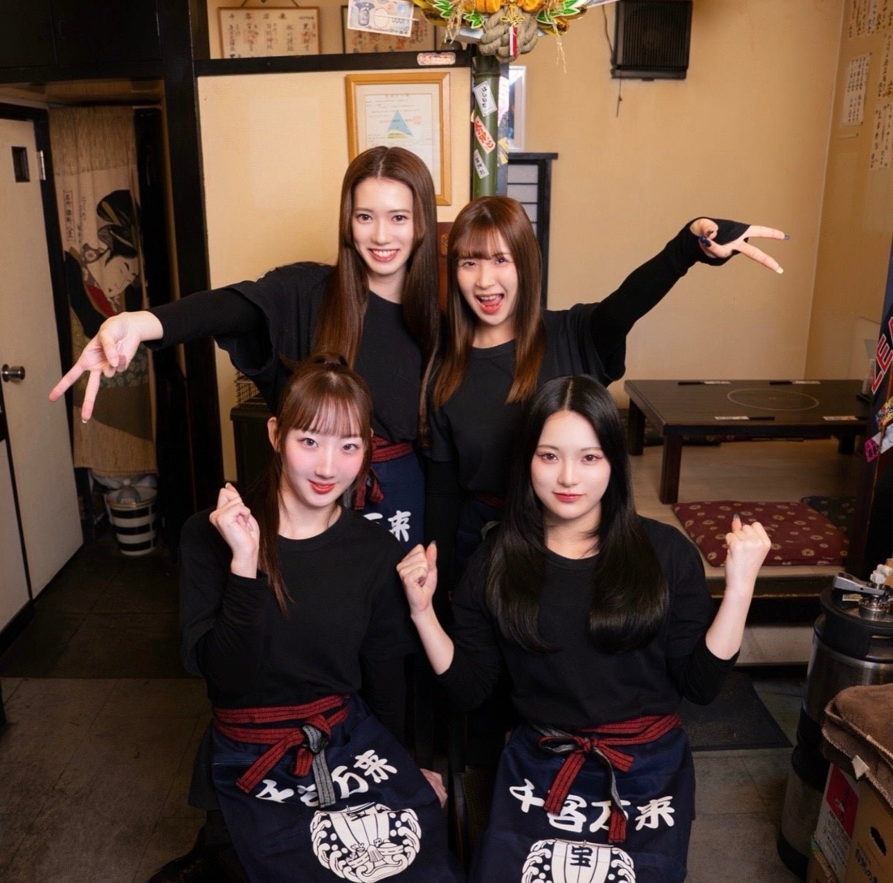 「バ先の女子4人で踊ってみた。」メンバー