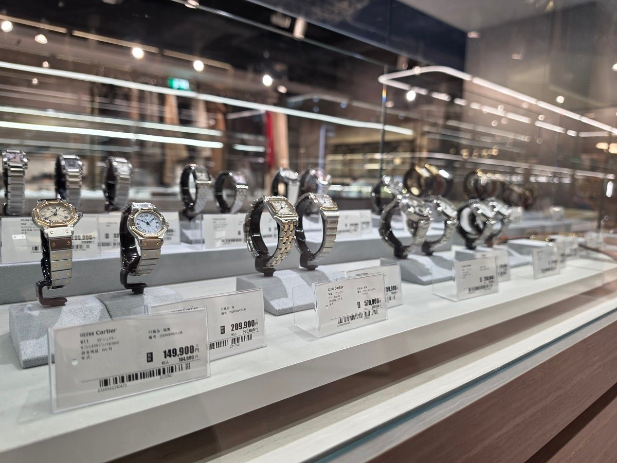 『2nd STREET GINZA』の腕時計売場