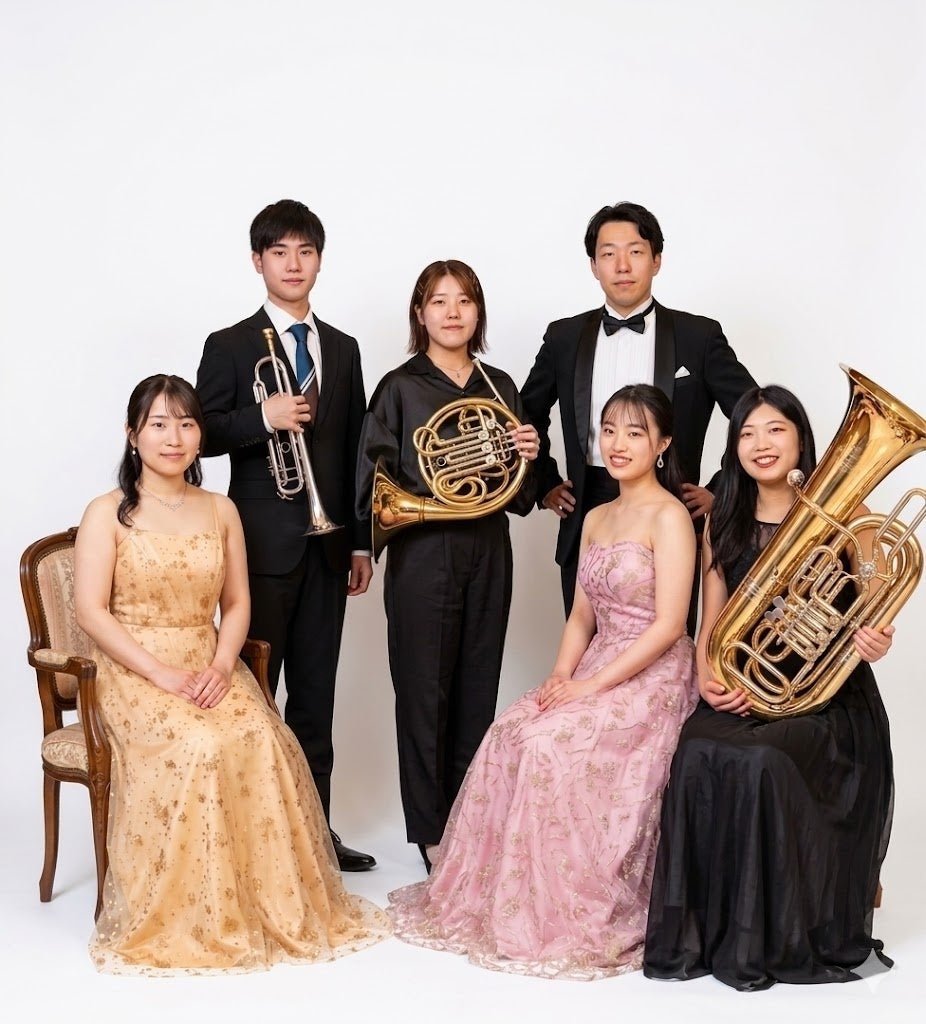 音楽グループ『あゆむ』メンバー集合写真