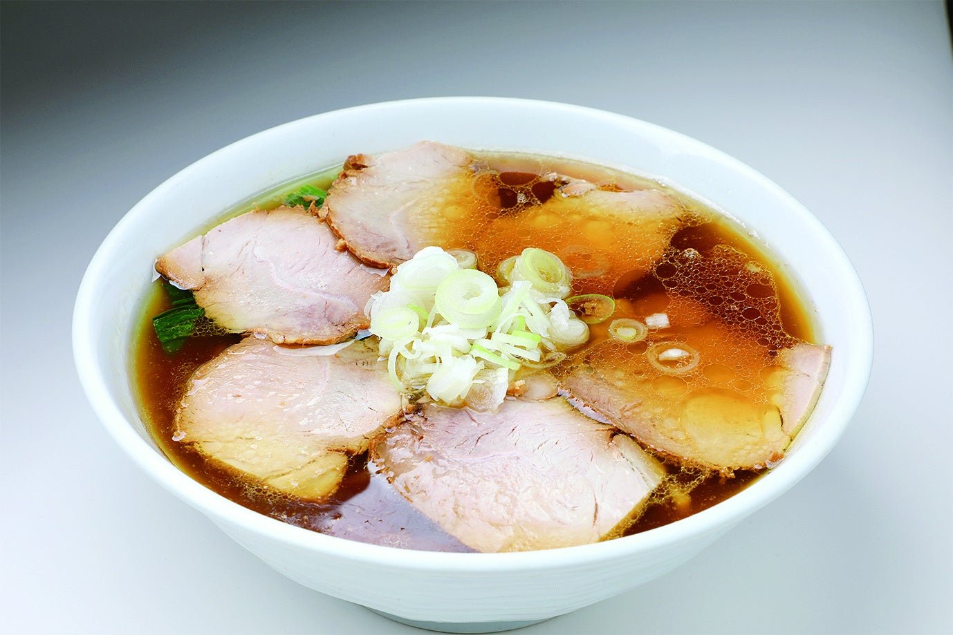 らーめん響「醤油チャーシュー麺」