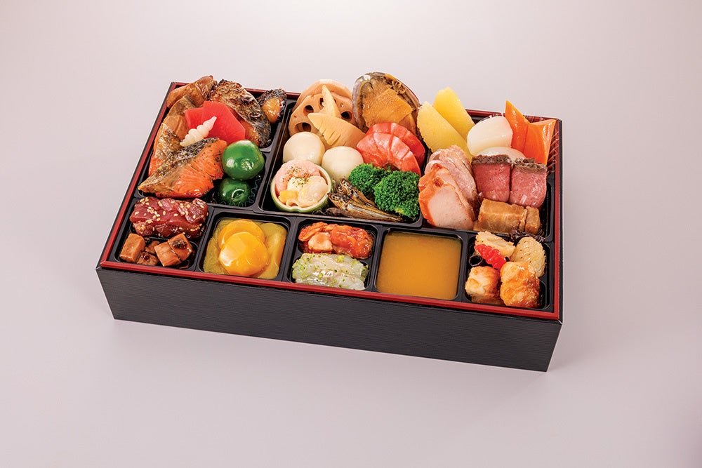 ●近大味めぐりおせち【近鉄限定】 / 2人用、一重折(和・洋・中) 19,980円 約30品 ※近大の研究成果ではない品目も含まれます。