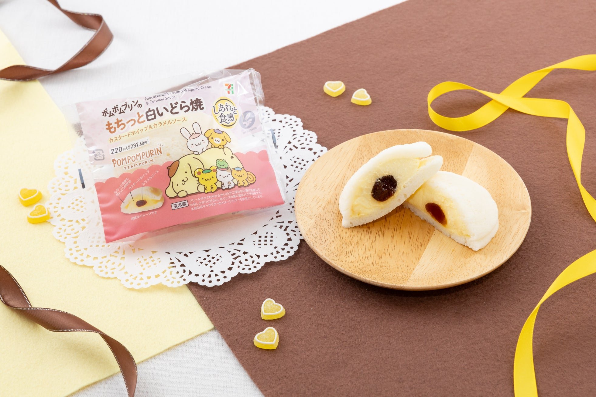 ポムポムプリンのもちっと白いどら焼のパッケージと断面