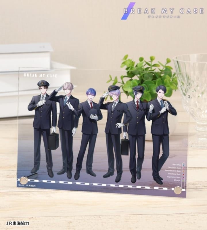6人のキャラクターが並ぶA5アクリルパネル