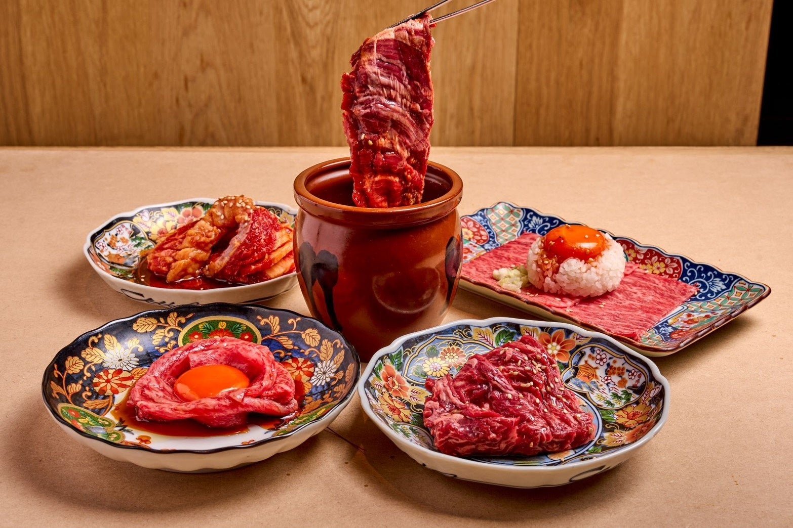 焼肉無双天王寺の焼肉・創作料理メニューの一例