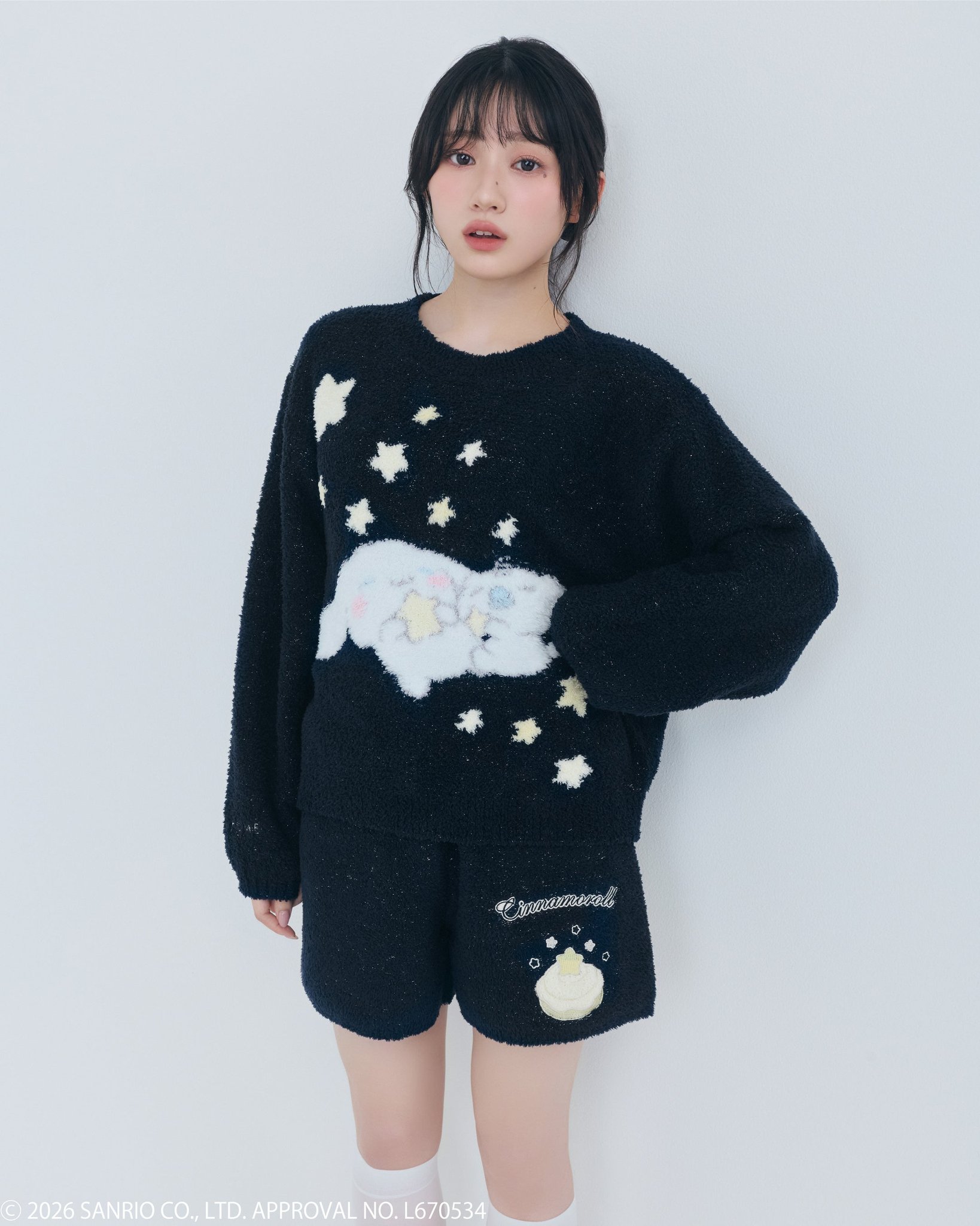 店舗限定ニットプルオーバー×ショートパンツセットアップ NVY