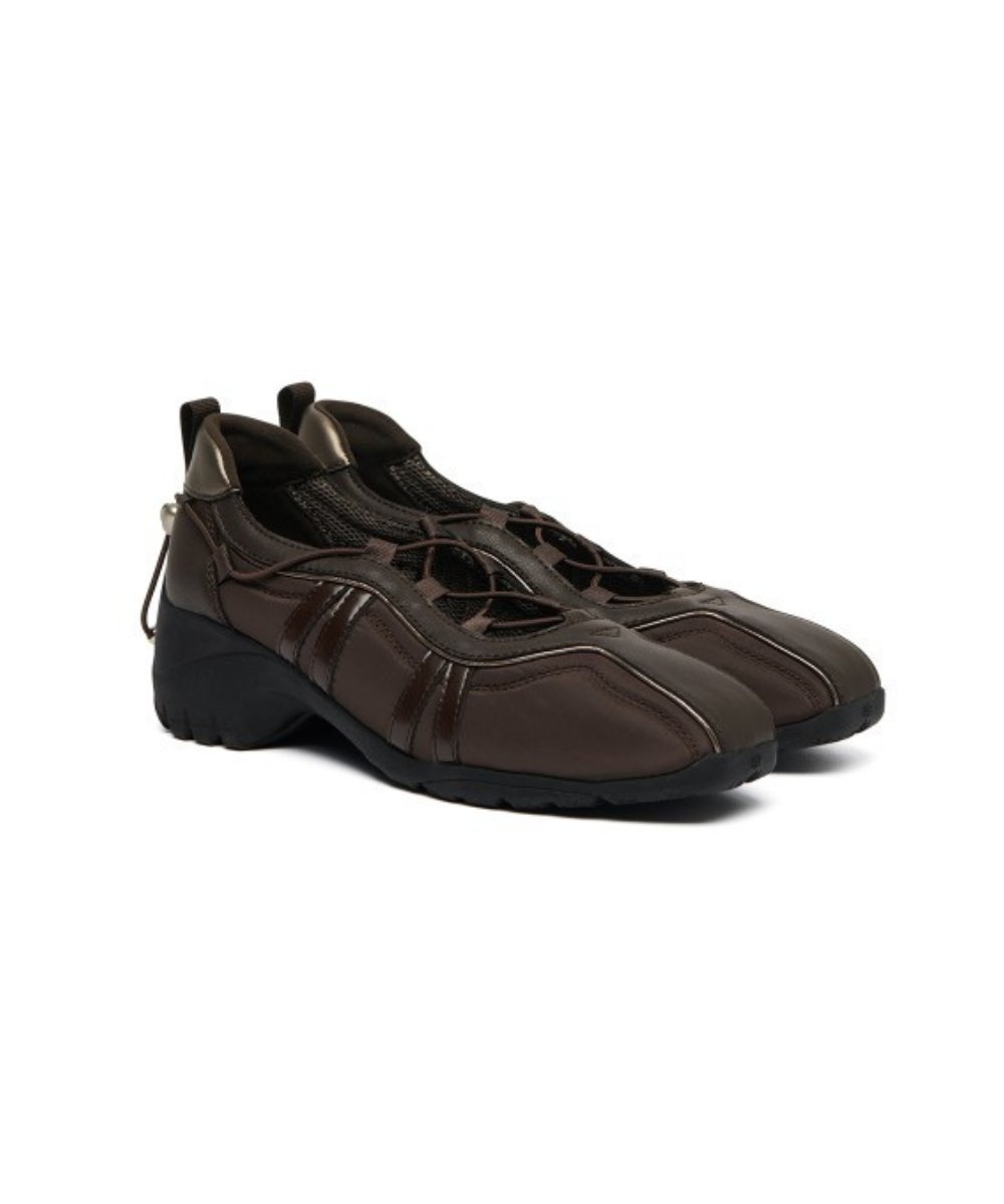 MAIN CATEGORY / Sneakers