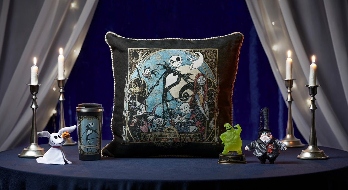 「Disney stanDs」のジャックやサリーのぬいぐるみとクッション