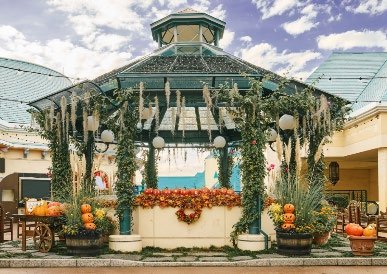 イクスピアリのハロウィーンデコレーション