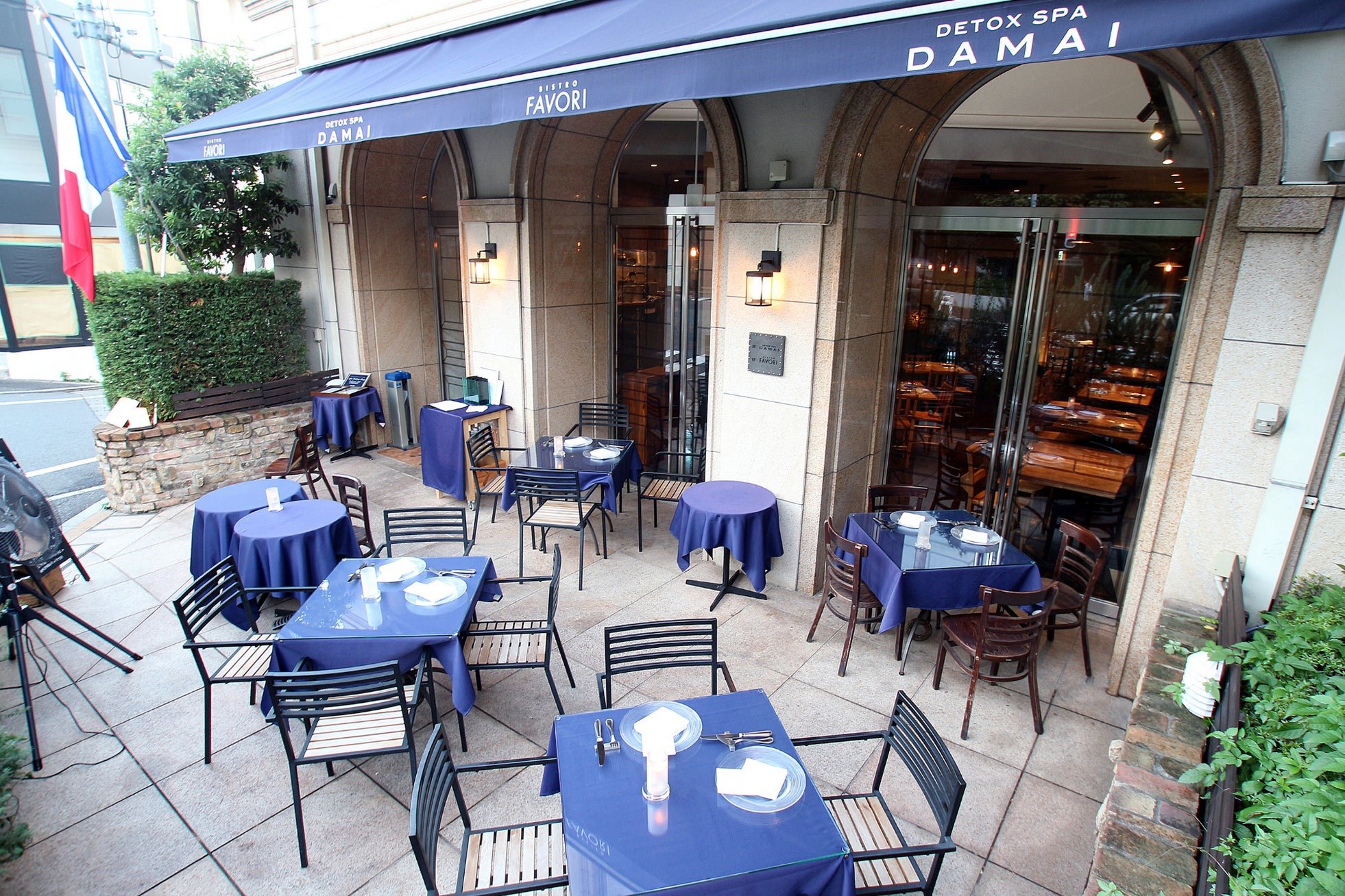 BISTRO FAVORI 代官山