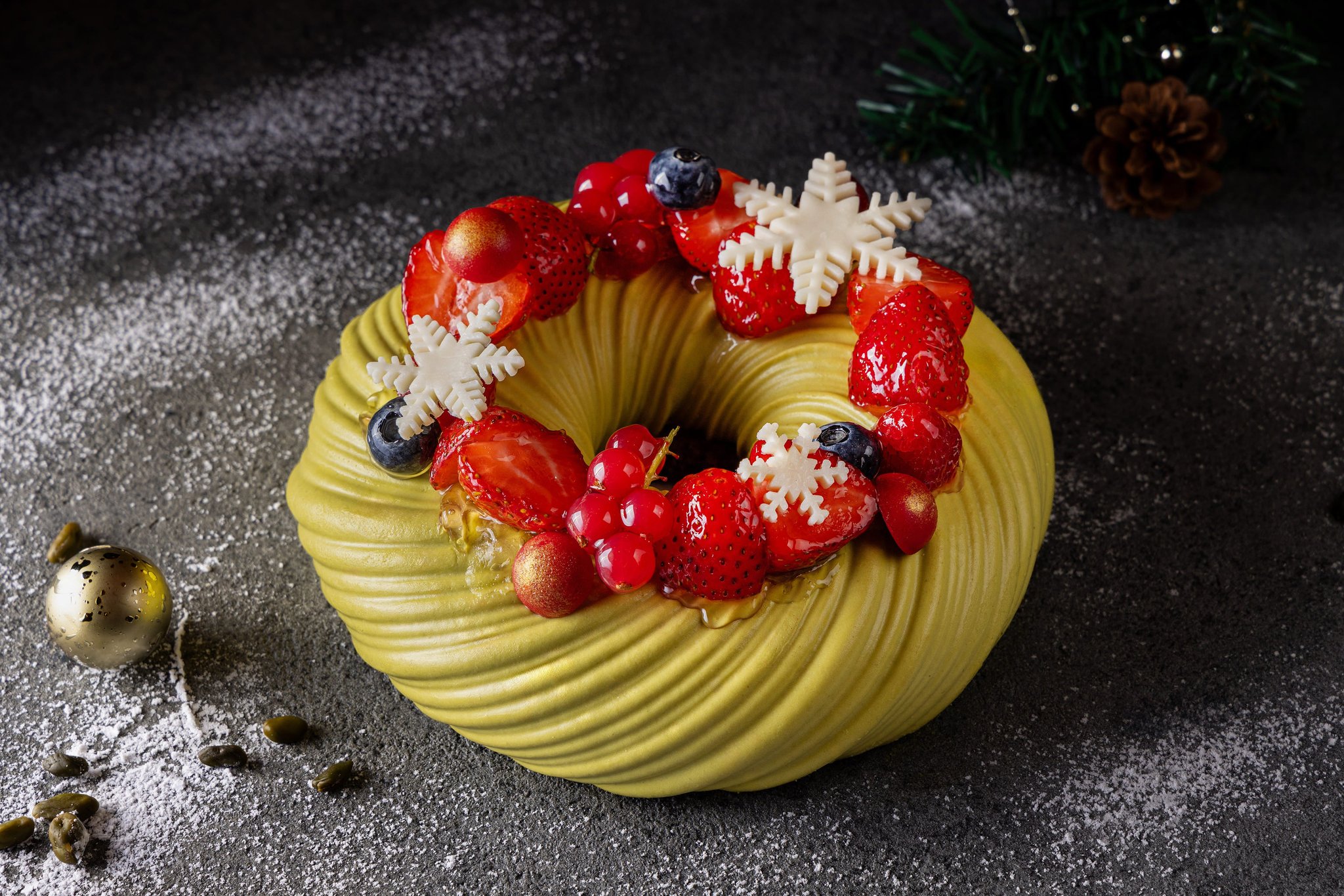Christmas Harmony Wreath（クリスマスハーモニーリース）