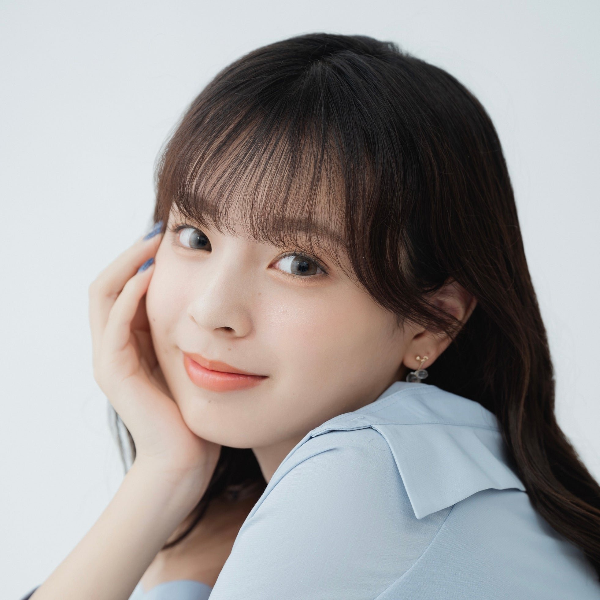 小國舞羽さん