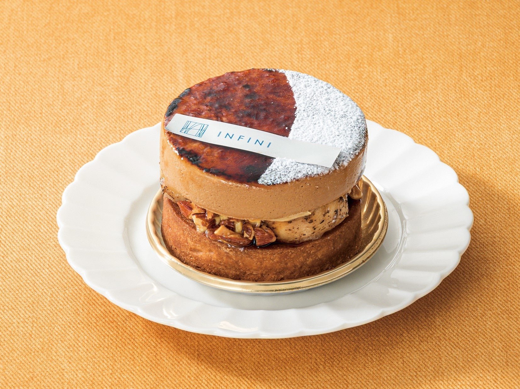 日替わりで20種以上の有名パティシエのケーキ