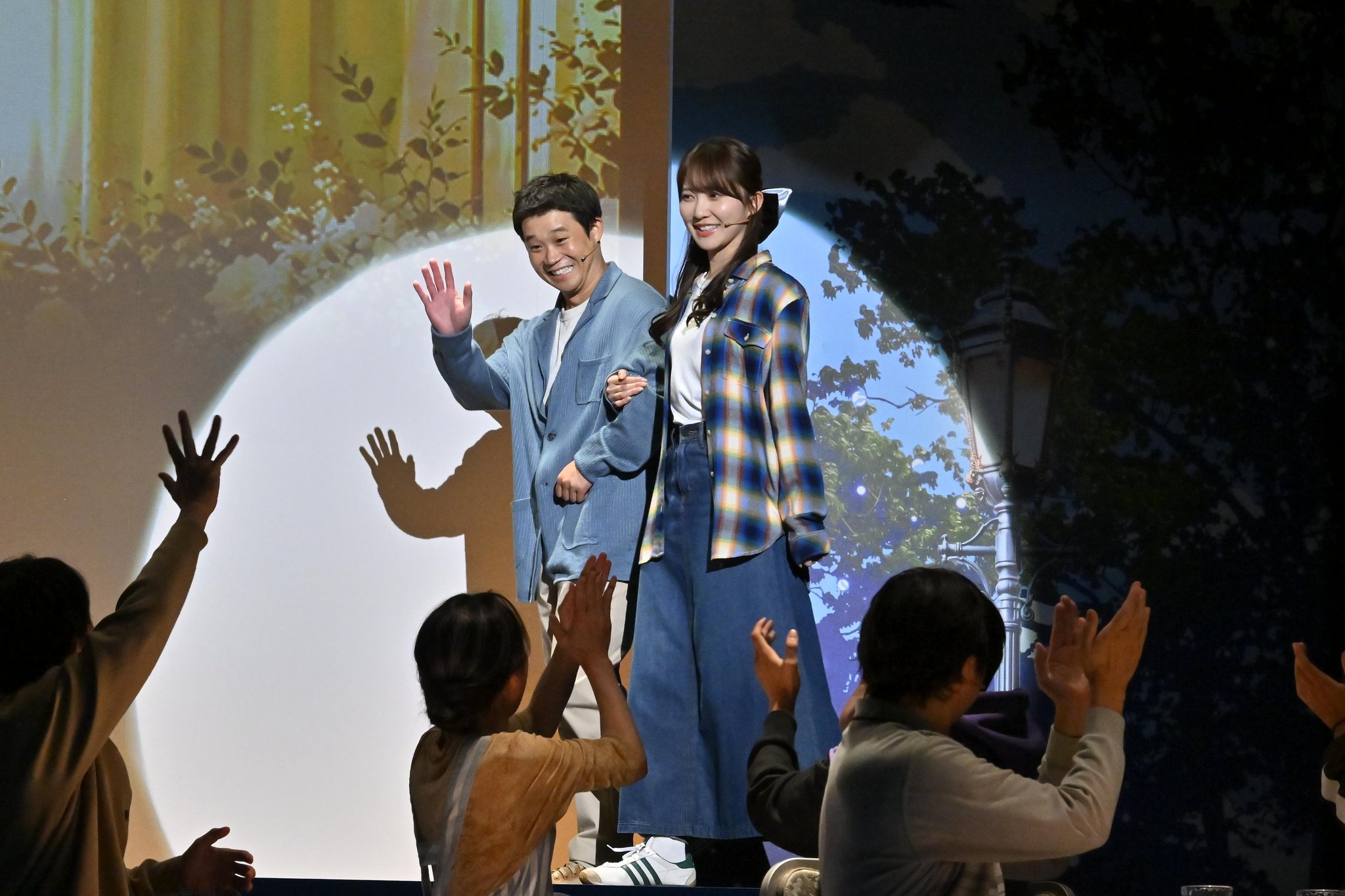 「無害結婚式」の舞台写真