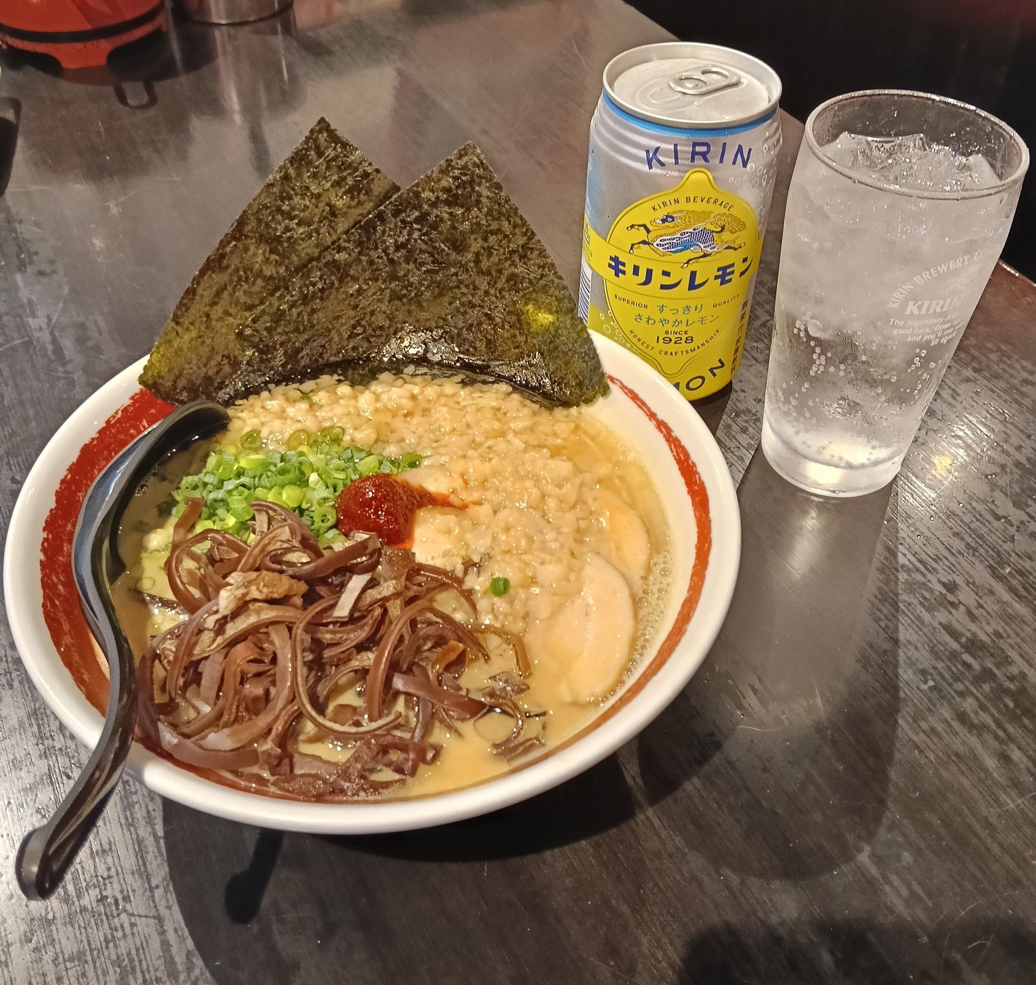 限定コラボメニュー・特典について