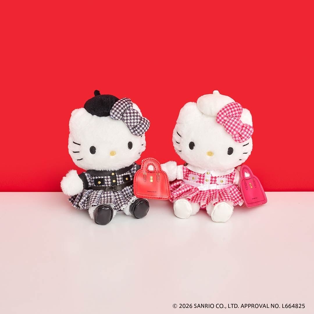 ぬいぐるみバッグチャーム ピンクとブラックの2色