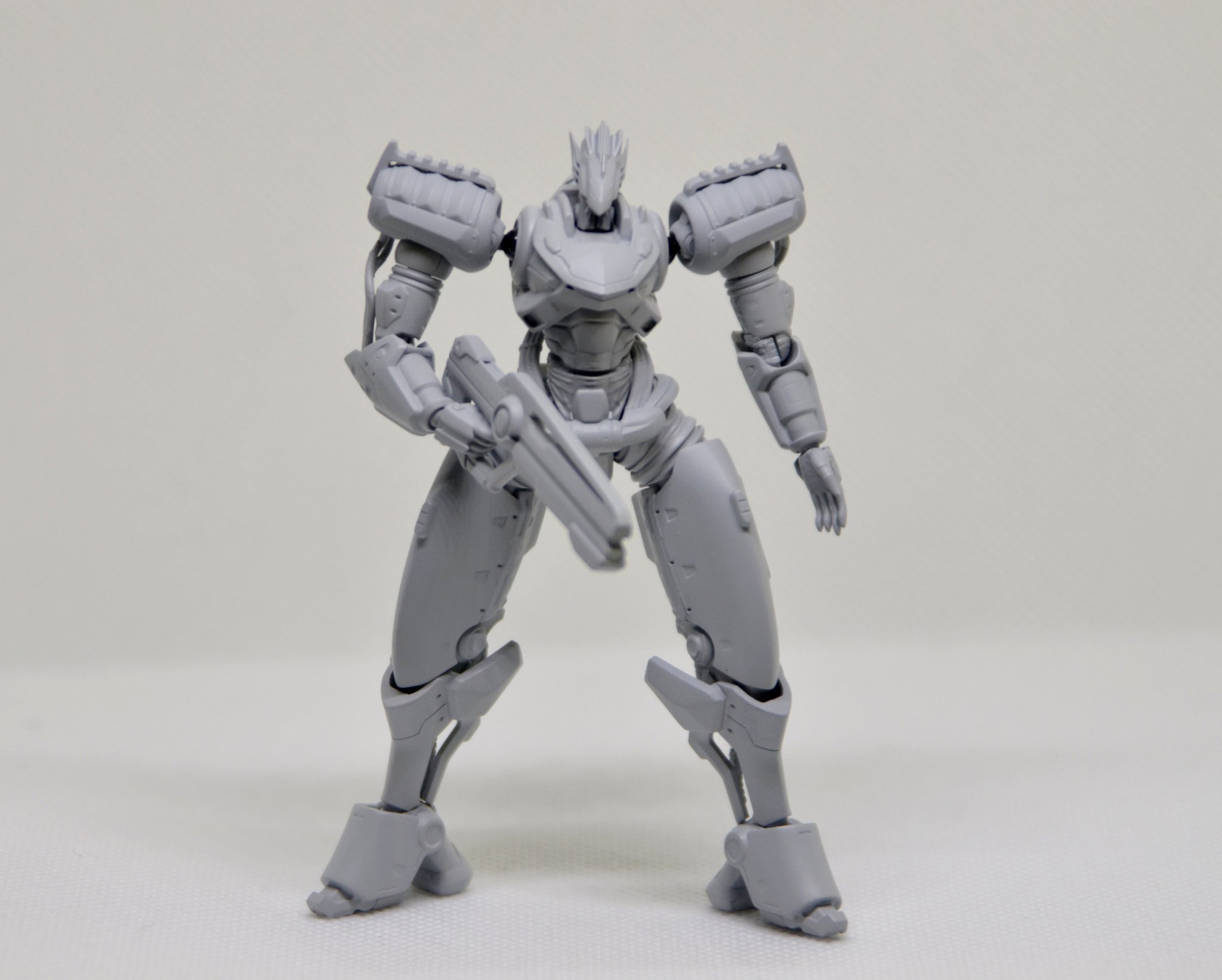 小型機「ジュンディハジム」ほか展示フィギュア