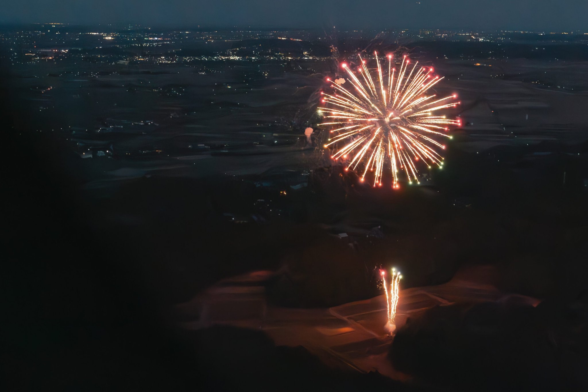都心上空のプライベート花火