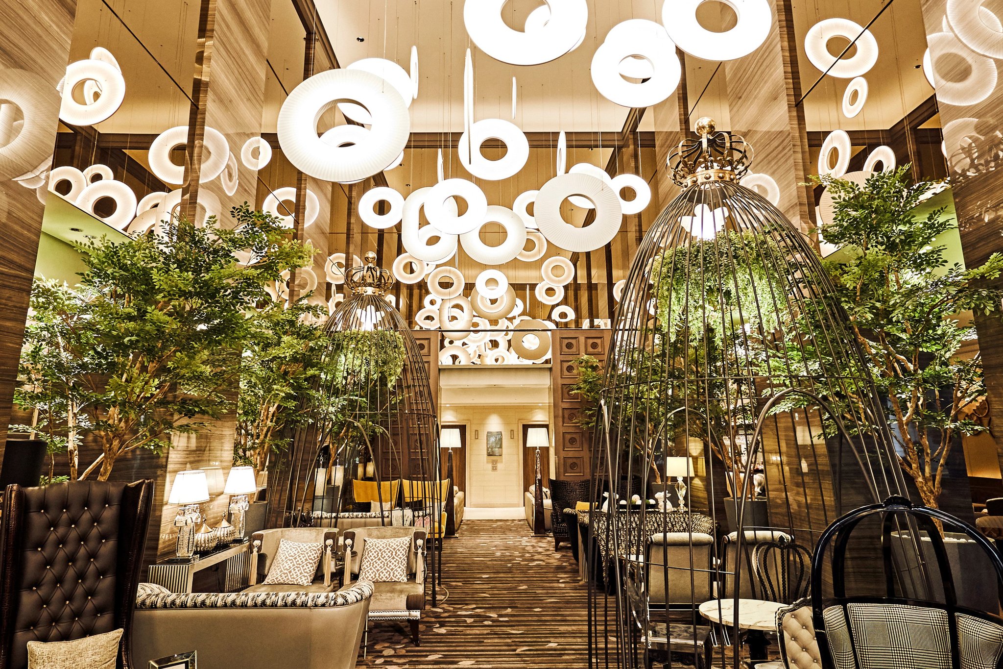 Cafe & Dining ZelkovA(カフェ&ダイニング ゼルコヴァ)